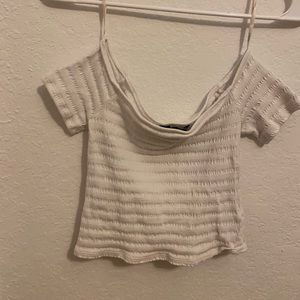 White ribbed pattern crop top